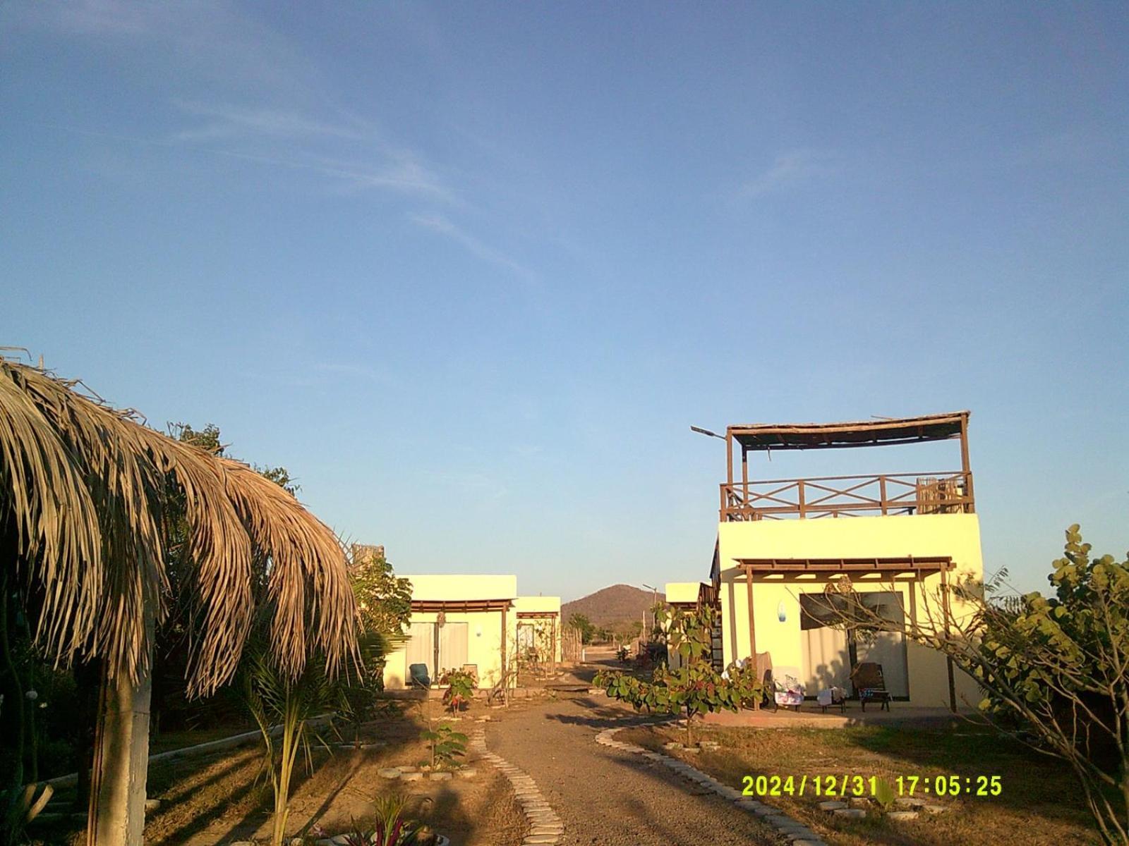 Tres Velas Surf Celestino Gazca Villasenor Exterior foto